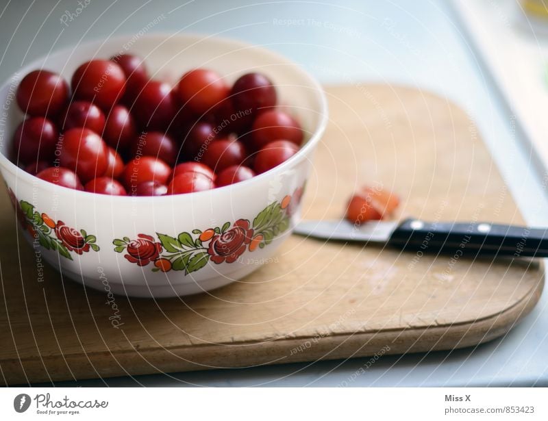 during Food Fruit Nutrition Organic produce Vegetarian diet Diet Bowl Knives Fresh Healthy Delicious Juicy Sour Sweet Plum Compote Chopping board Stone fruit