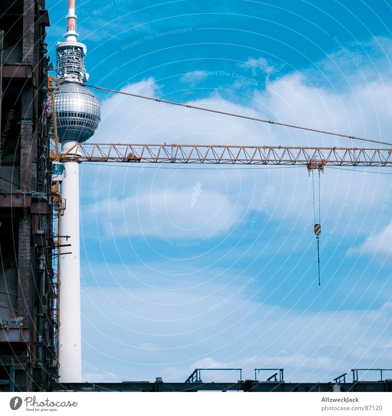 Berlin Crane Tower Goods lift TV station Outrigger Television Antenna Media Radio technology Deutsche Telekom Rip Checkmark Rebuild Palace of the Republic