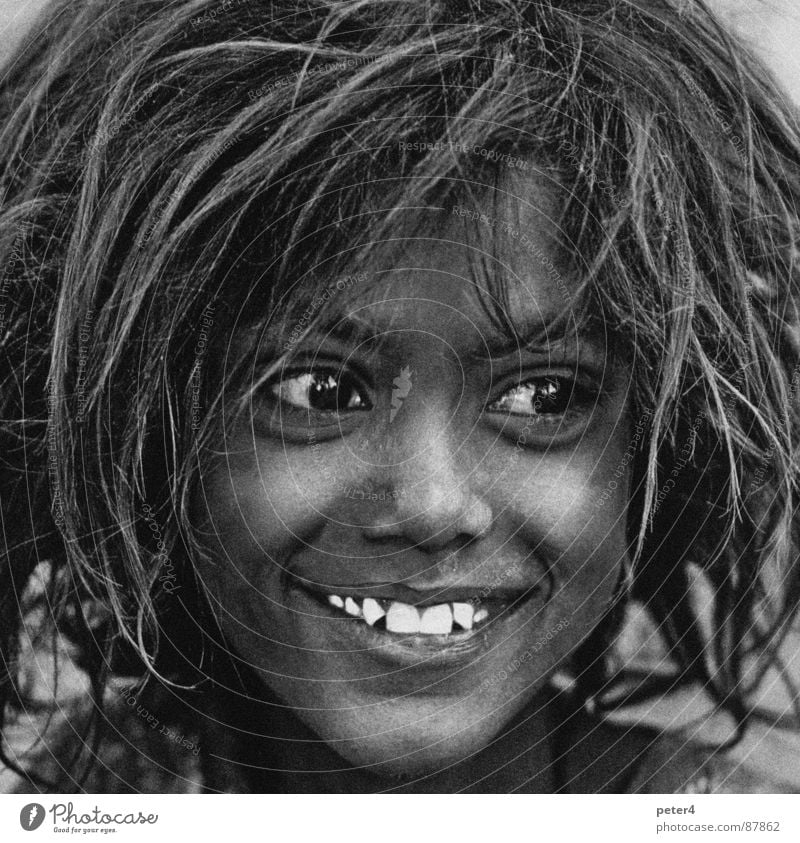 Moments 3 Happy Hair and hairstyles Face Child Human being Girl Eyes Teeth Laughter Clean Emotions Foreign Homeless Strand of hair Analog tousle Snapshot
