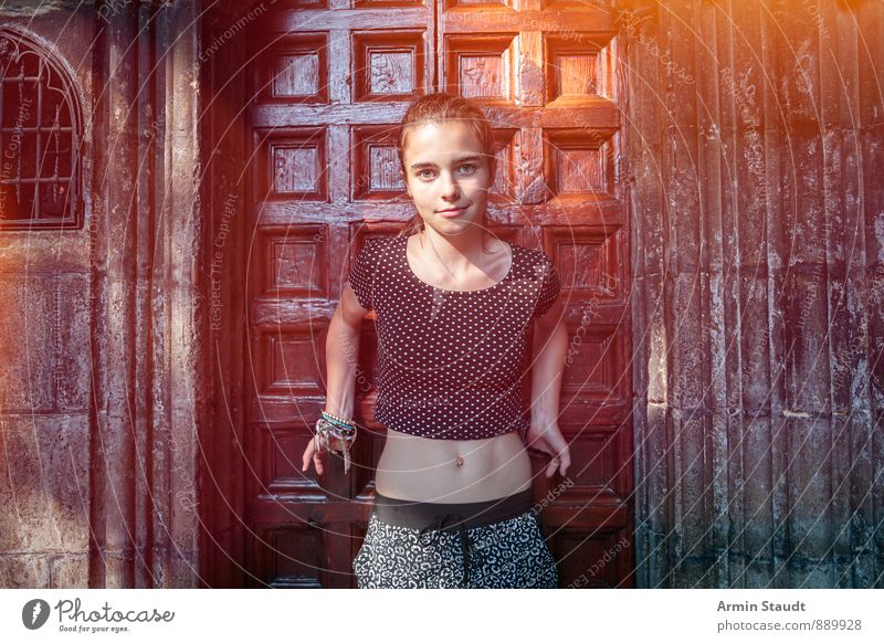 Portrait, Door, Leak Lifestyle Beautiful Summer vacation Human being Feminine Woman Adults Youth (Young adults) 1 8 - 13 years Child Infancy Old town