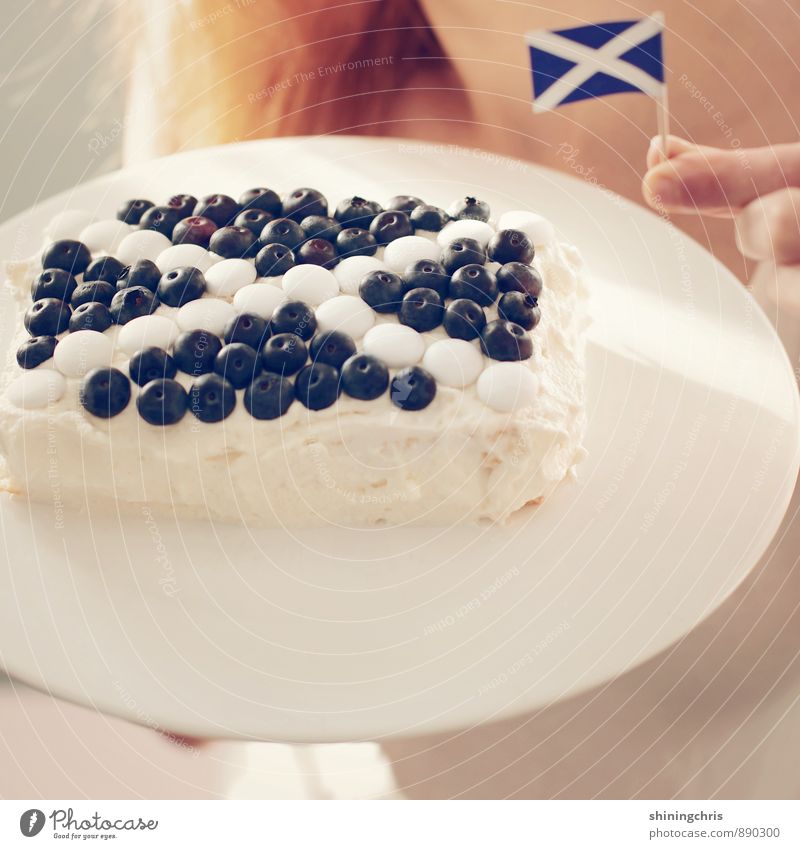 45% Fruit Dough Baked goods Blueberry Gateau Feminine Fingers 1 Human being Sign Flag White Willpower Scotland Brave Resolve Crucifix Independence Colour photo