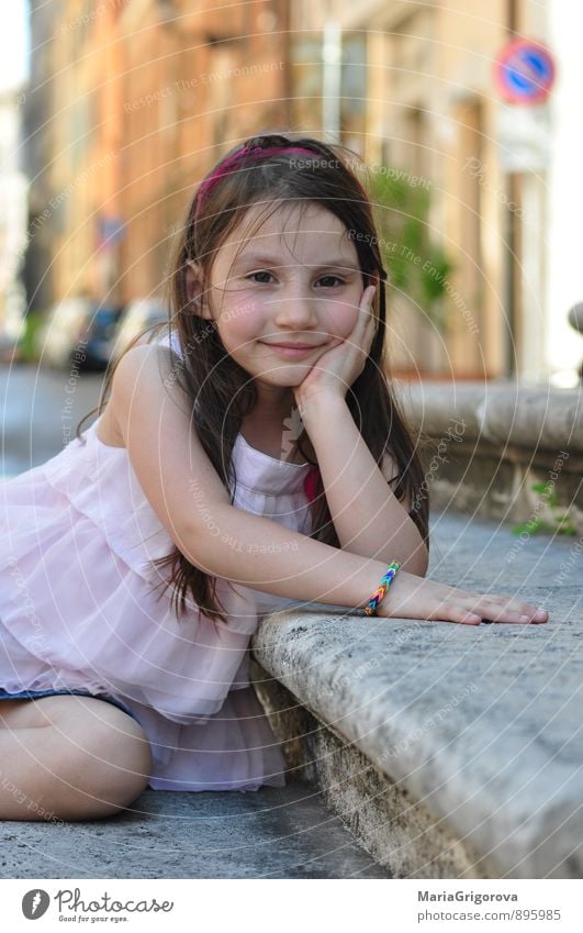 happy little girl Lifestyle Beautiful Vacation & Travel City trip Summer Summer vacation Sun Human being Child Girl Body Face 1 3 - 8 years Infancy Roma Italy