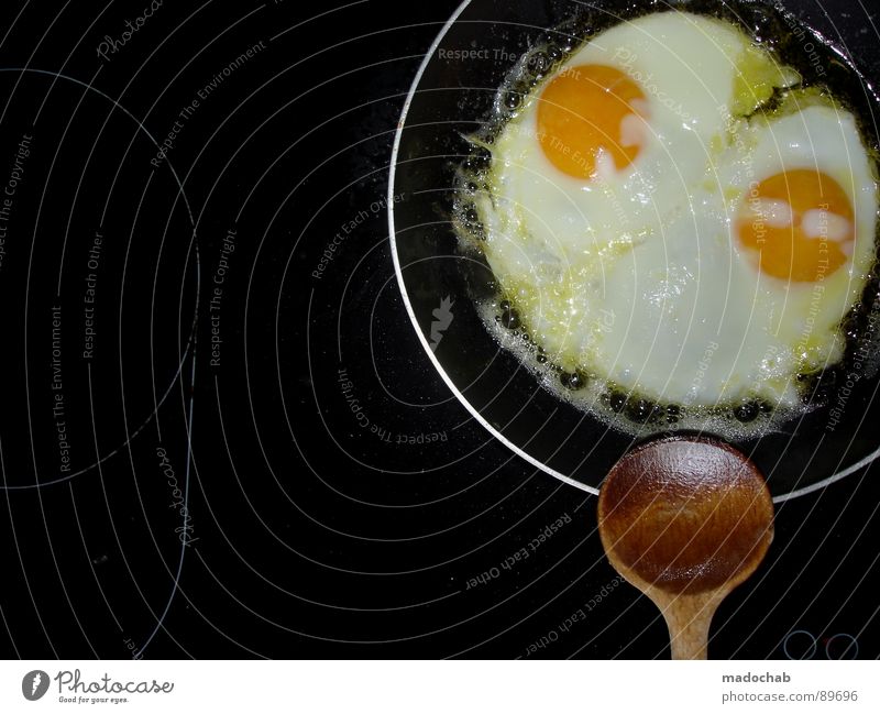 BREAKFAST YOU PIECE Fried egg sunny-side up Breakfast Dish Yolk Spoon Pan Nutrition Round Kitchen University & College student Circle Egg eggs Albumin Hot plate