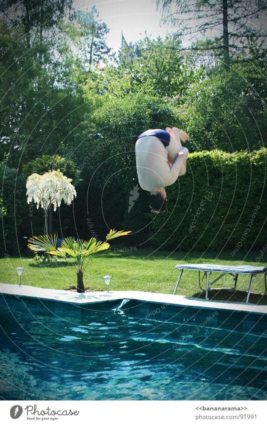 My Vadda's doing a somersault! Salto Swimming pool Jump Summer Spring Physics Trampoline Joy Swimming & Bathing Warmth 20° Water fly dad Banana Dad departing