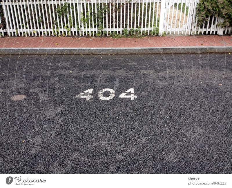 404 - not found Internet Village Small Town Motoring Street Digits and numbers Mobility Logistics Environment Fence Sidewalk Asphalt Parking lot