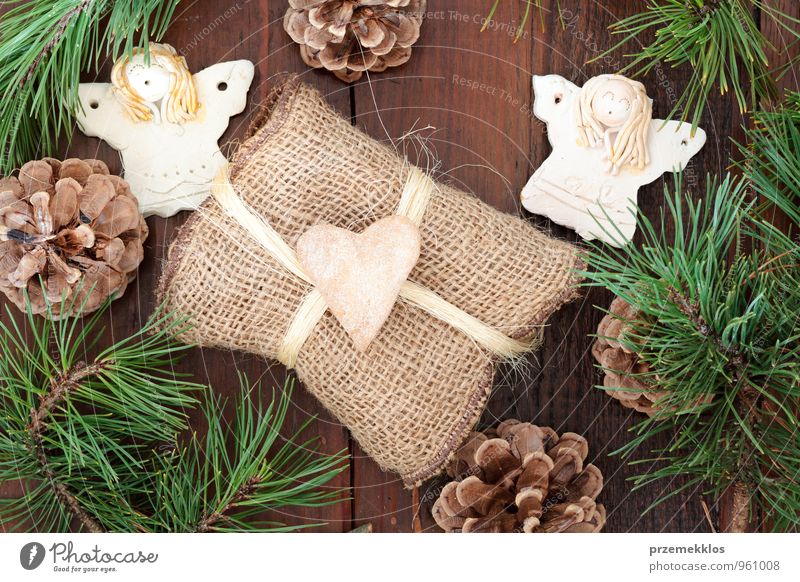Christmas gift Lifestyle Joy Decoration Ornament Heart Angel Authentic Uniqueness Natural Brown Green Tradition December Gift Home-made Horizontal