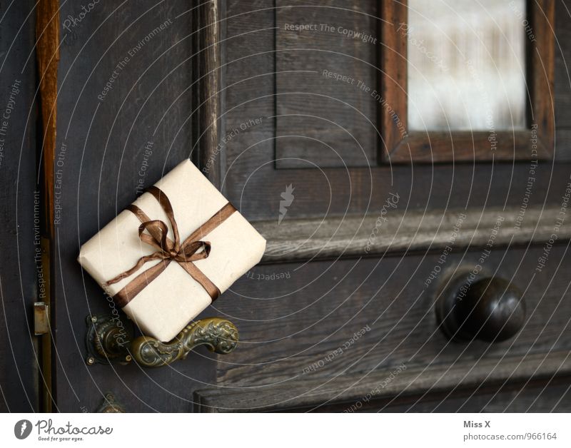 Give yourself a present. Birthday Door Bell Mailbox Packaging Package Bow Surprise Gift Donate Door handle Delivery Mail order selling Transmit Colour photo