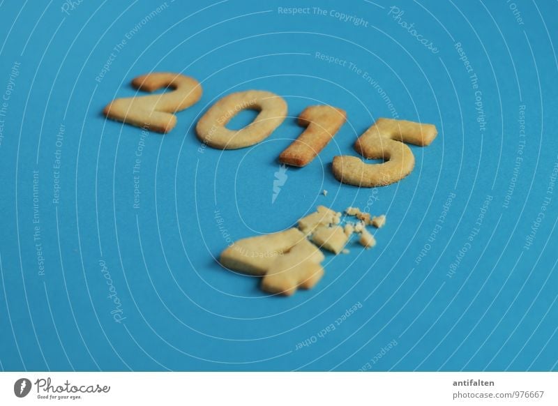 The year is crumbling Dough Baked goods Cookie Christmas biscuit Short-crust pastry Eating To have a coffee Leisure and hobbies Feasts & Celebrations