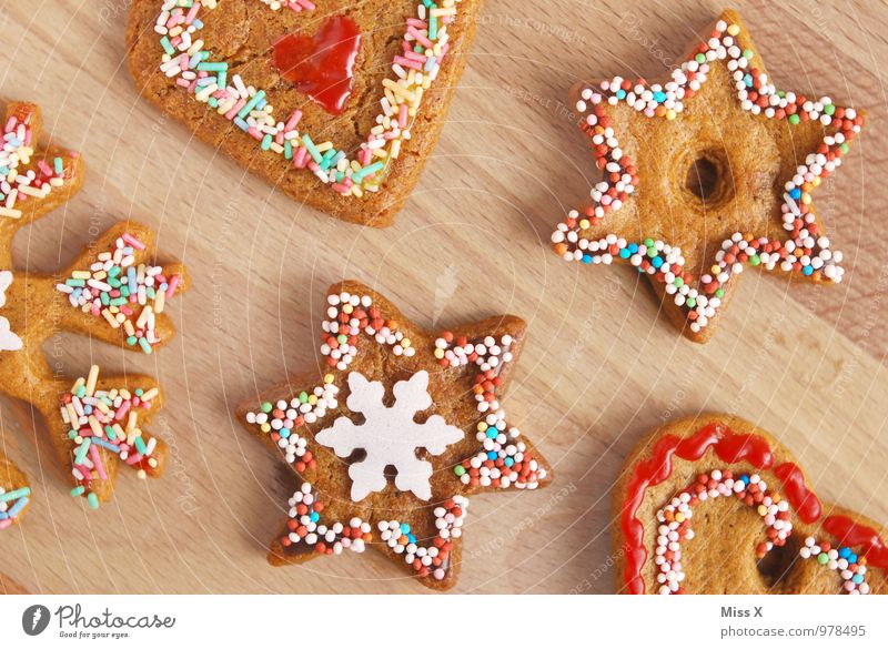 biscuits Food Dough Baked goods Candy Chocolate Nutrition Delicious Sweet Cookie Coulored sugar candy Star (Symbol) Heart Snowflake Granules Sugar Icing