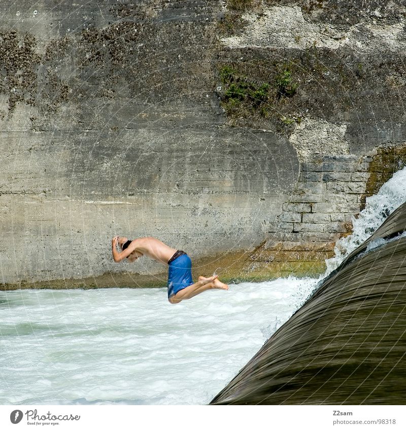 Isar Jumper VII Summer White crest Body of water Bavaria Munich Headfirst dive Together 2 Downward Wall (building) Wall (barrier) Dangerous Sports Water Blue