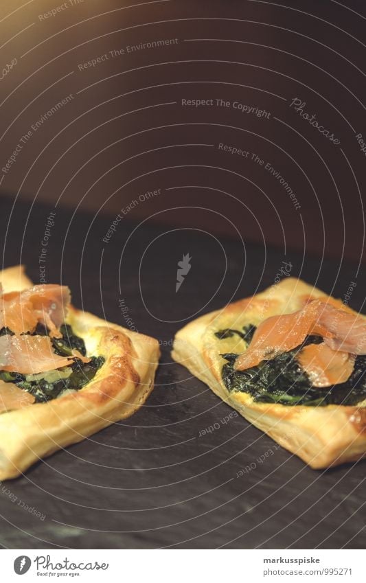 puff pastry with spinach and smoked salmon Food Fish Dough Baked goods Herbs and spices Cooking oil Smoked salmon Spinach Spinach leaf Flaky pastry Nutrition