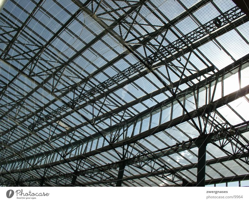 steel roof Neue Mitte Oberhausen North Rhine-Westphalia Steel Glass roof Grating Construction Iron Architecture shopping centre Perspective